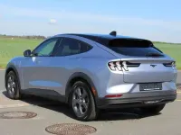Gebraucht Ford Mustang Mach-E 197 kW (269 PS) 2023 Blau SUV