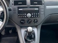 Gebraucht Ford C-MAX 100 PS (73 kW) 2006 Silber Van / Kleinbus