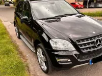 Gebraucht Mercedes ML350 AMG line 231 PS (169 kW) 2010 Schwarz SUV
