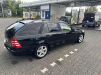 Gebraucht Mercedes C200 122 PS (89 kW) 2005 Schwarz Kombi
