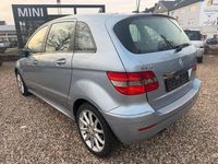 Gebraucht Mercedes B170 116 PS (85 kW) 2007 Amethyst metallic Van / Kleinbus