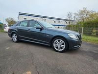 Gebraucht Mercedes E220 Avantgarde 170 PS (125 kW) 2011 Grau Limousine