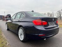 Gebraucht BMW 320 Efficient Dynamics 170 PS (125 kW) 2014 Blau Limousine