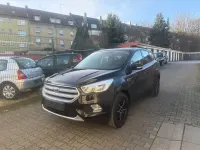 Gebraucht Ford Kuga Trend 120 PS (88 kW) 2018 Schwarz SUV