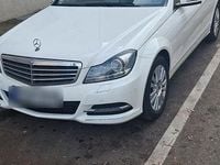 Gebraucht Mercedes C250 Elegance 204 PS (150 kW) 2014 Weiß Kombi