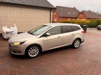 Gebraucht Ford Focus Titanium 125 PS (91 kW) 2017 Silber Kombi