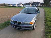 Gebraucht BMW 318 118 PS (86 kW) 1999 Blau Limousine
