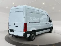 Gebraucht Mercedes Sprinter 150 PS (110 kW) 2023 Arktikweiss Van