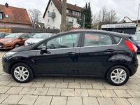 gebraucht Ford Fiesta Titanium 2 HAND/SHZ/8 FACH/AUX/SCHECKHEFT