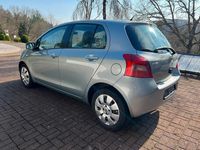 Gebraucht Toyota Yaris Cool 87 PS (63 kW) 2006 Silber Limousine