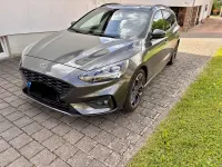 Gebraucht Ford Focus ST-Line 150 PS (110 kW) 2020 Grau Limousine