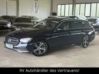 Gebraucht Mercedes E220 Avantgarde 194 PS (142 kW) 2021 Cavansitblau Kombi