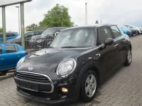 Używany Mini ONE 75 KM (55 kW) 2017 Czarny Hatchback