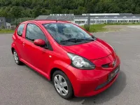Gebraucht Toyota Aygo Basis 68 PS (50 kW) 2007 Rot Kleinwagen
