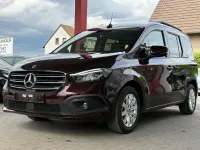 Gebraucht Mercedes T180 Progressive 116 PS (85 kW) 2024 Rubellitrot Van / Kleinbus