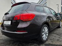 Gebraucht Opel Astra Active 165 PS (121 kW) 2013 Braun Kombi