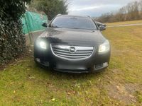 Usado Opel Insignia 160 HP (117 kW) 2011 Preto Carrinha