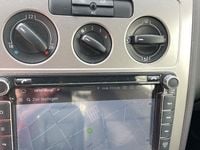 Gebraucht VW Touran Conceptline 150 PS (110 kW) 2010 Silber Van / Kleinbus