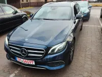 Gebraucht Mercedes E300 245 PS (180 kW) 2019 Blau Kombi