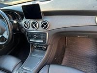 Gebraucht Mercedes CLA200 Shooting Brake 156 PS (114 kW) 2018 Schwarz Kombi