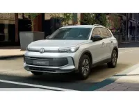Neu VW Tiguan Style 150 PS (110 kW) 2026 Oyster silver metallic SUV