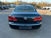 Usado VW Phaeton 239 HP (175 kW) 2013 Preto Sedan