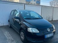 Gebraucht VW Fox 75 PS (55 kW) 2009 Schwarz Kleinwagen