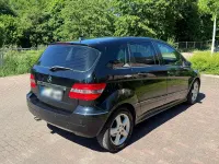 Gebraucht Mercedes B200 140 PS (102 kW) 2006 Schwarz Van / Kleinbus