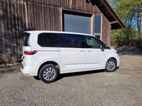 Gebraucht VW Multivan Family 150 PS (110 kW) 2024 Weiß Van