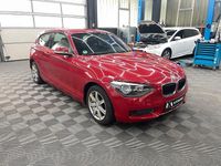 Gebraucht BMW 114 102 PS (75 kW) 2012 Rot Kleinwagen