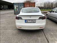 Gebraucht Tesla Model 3 377 kW (513 PS) 2019 Weiß Limousine