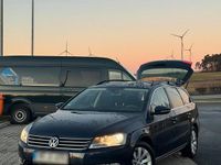 Gebraucht VW Passat 140 PS (102 kW) 2014 Violet Kombi