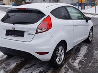 Gebraucht Ford Fiesta SYNC Edition 80 PS (58 kW) 2015 Weiß Kleinwagen