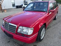 Gebraucht Mercedes 200 136 PS (100 kW) 1995 Rot Kombi