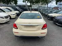 Gebraucht Mercedes E200 Avantgarde 150 PS (110 kW) 2018 Beige Limousine