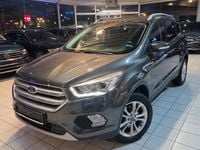 Gebraucht Ford Kuga Titanium 150 PS (110 kW) 2017 Grau SUV