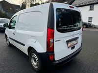 Gebraucht Mercedes Citan 109 90 PS (66 kW) 2019 Arktikweiss Van / Kleinbus