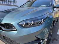 Gebraucht Kia Ceed 140 PS (102 kW) 2025 Yucca stahlgrau met. Kleinwagen