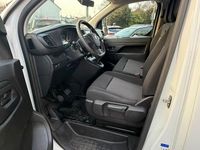 Gebraucht Toyota Proace 144 PS (105 kW) 2023 Weiß Van / Kleinbus