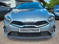 Gebraucht Kia Ceed 160 PS (117 kW) 2022 Blau Kleinwagen