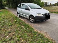 Gebraucht VW Fox 54 PS (39 kW) 2008 Grau Kleinwagen