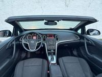 Gebraucht Opel Cascada Edition 170 PS (125 kW) 2016 Carragreen Cabrio