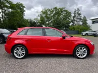 Gebraucht Audi A3 Design 150 PS (110 kW) 2016 Rot Limousine
