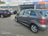 Używany Mercedes B200 140 KM (102 kW) 2011 Szary Minivan