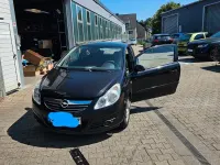 Używany Opel Corsa Edition 80 KM (58 kW) 2007 Czarny Hatchback