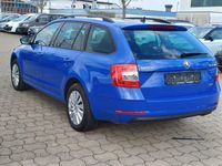 gebraucht Skoda Octavia Combi Ambition 4x4/DSG/AHK