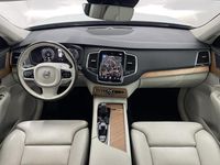 Gebraucht Volvo XC90 Pro 235 PS (172 kW) 2022 Ice white solid SUV