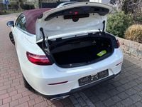 Gebraucht Mercedes E220 194 PS (142 kW) 2019 Weiß Cabrio