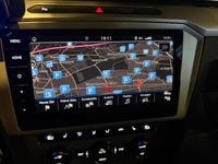 Gebraucht VW Passat 120 PS (88 kW) 2018 Rot Limousine
