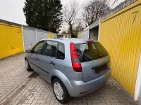 Gebraucht Ford Fiesta 80 PS (58 kW) 2005 Blau Kleinwagen